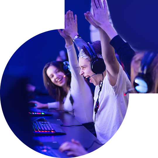 U8国际獨家雙向驅動技術<br>讓電競玩家盡情享受極致高速快感